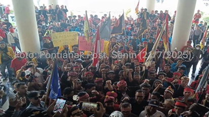 Catatan tentang Warga Pendatang dan Tipologinya di Kalimantan Tengah Catatan tentang Warga Pendatang dan Tipologinya di Kalimantan Tengah